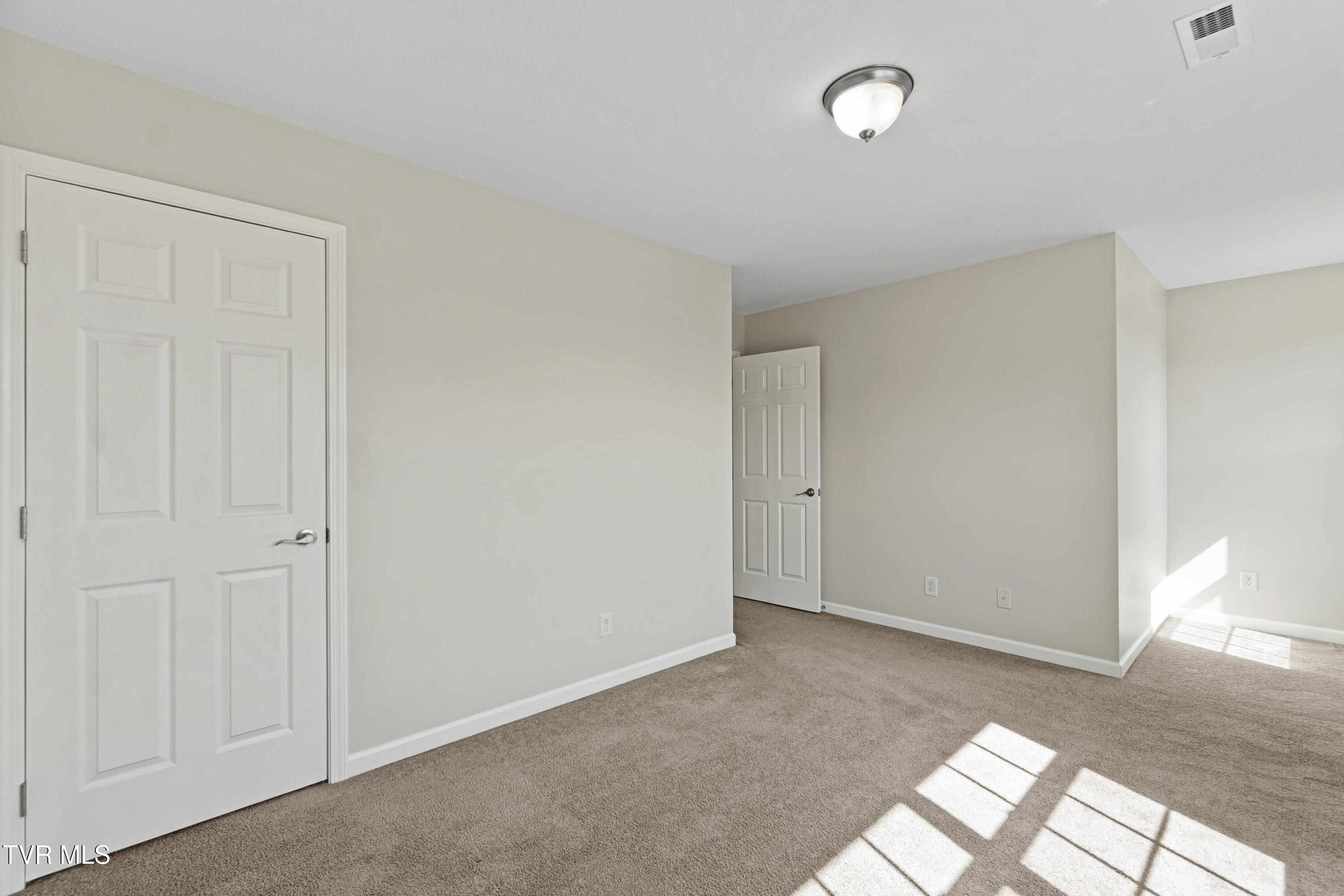 396 Jonesboro Road, Unit 28F1 Piney Flats, TN 37686 - Photo 20 of 35 DSC01721