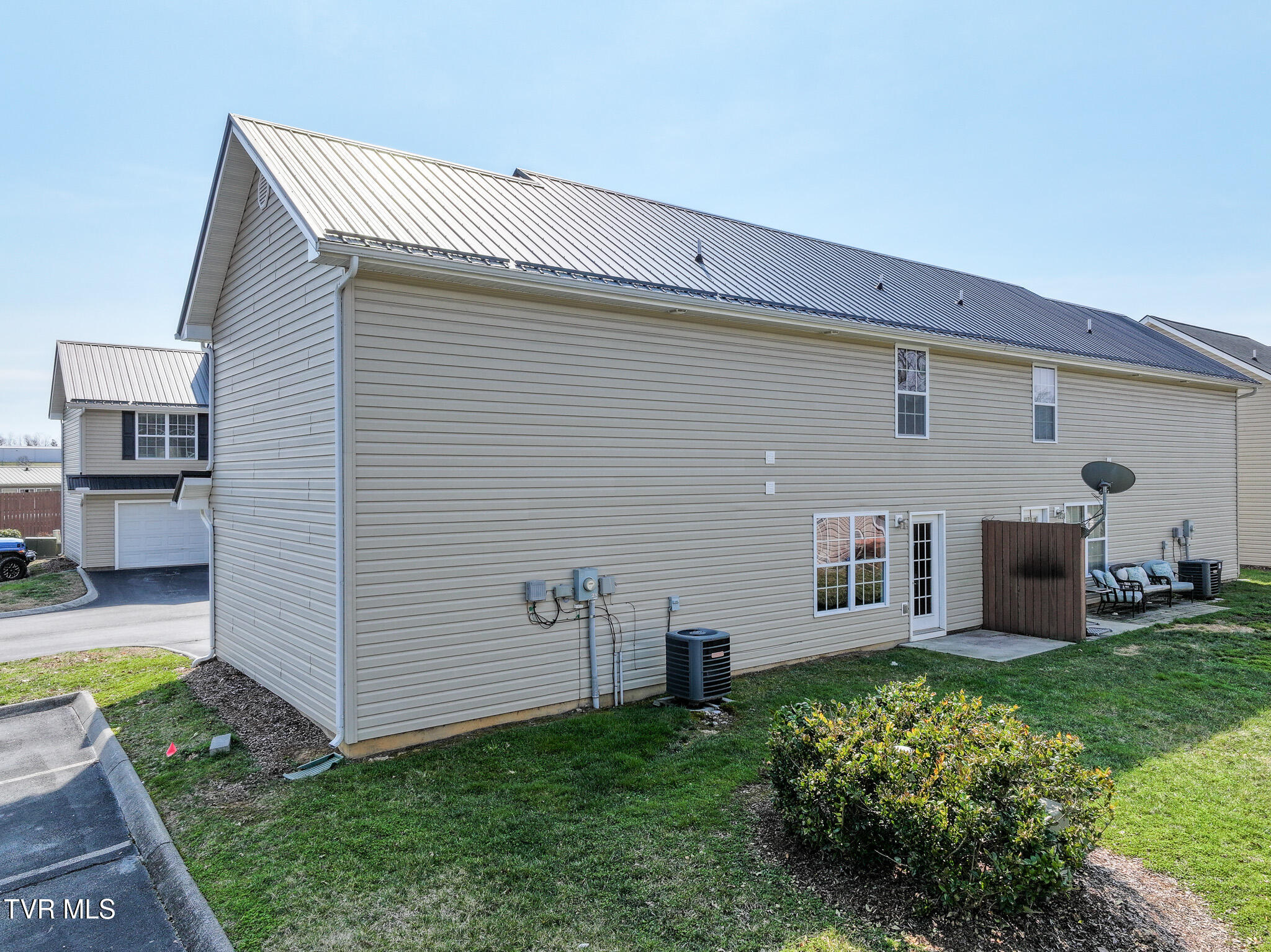 396 Jonesboro Road, Unit 28F1 Piney Flats, TN 37686 - Photo 3 of 35 DJI_20260301122151_0104_D