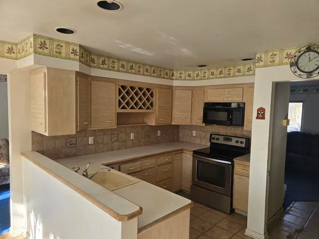 $399,000 | 81 Holly Glen Lane, South Dennis, NJ 08210