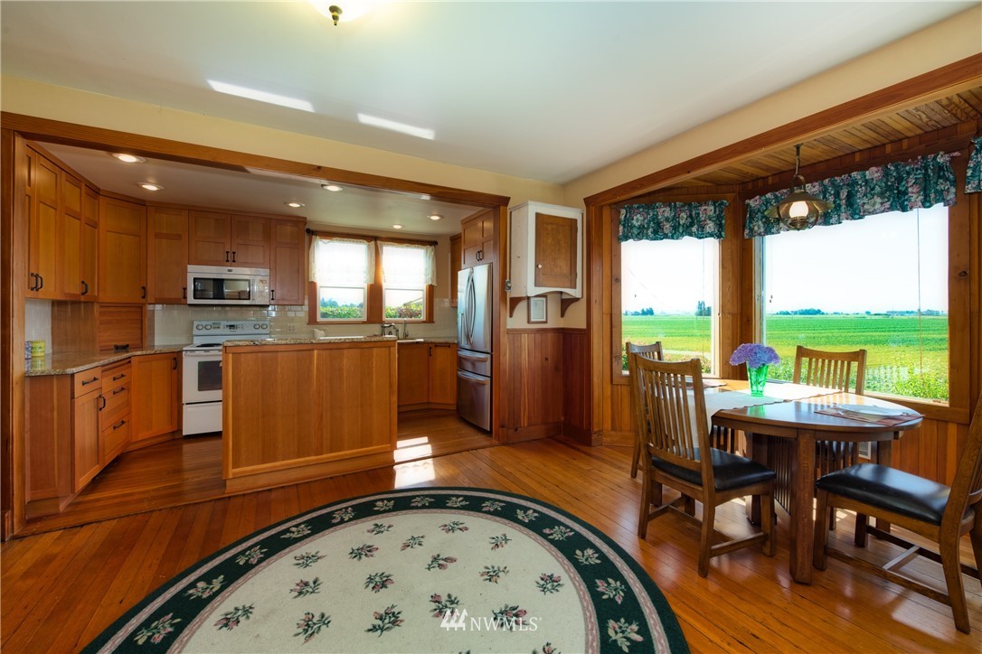 13735 Rawlins Road Mount Vernon, WA 98273 - Photo 8 of 33