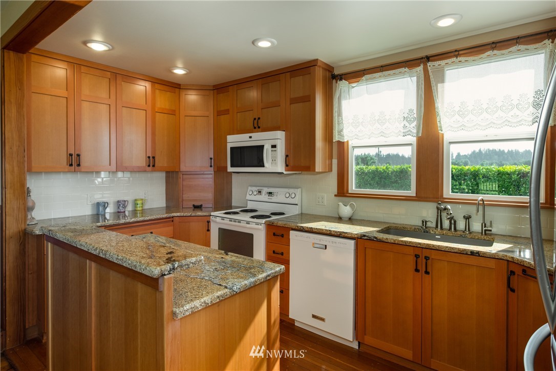 13735 Rawlins Road Mount Vernon, WA 98273 - Photo 10 of 33