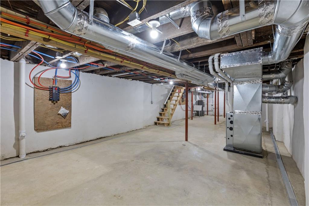 830 Adelaide Street Pittsburgh, PA 15219 - Photo 30 of 32