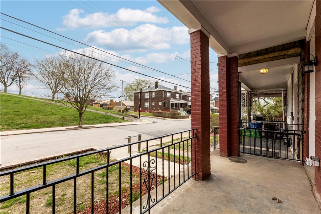 830 Adelaide Street Pittsburgh, PA 15219 - Photo 4 of 32