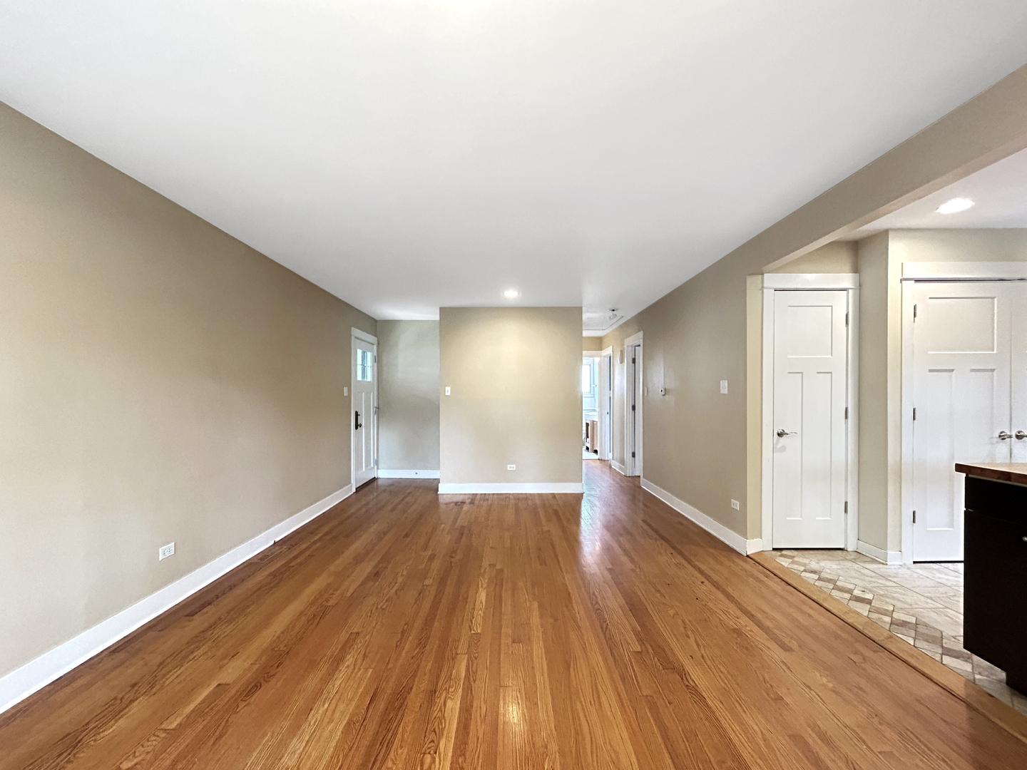 841 Goodwin Drive Park Ridge, IL 60068 - Photo 12 of 22