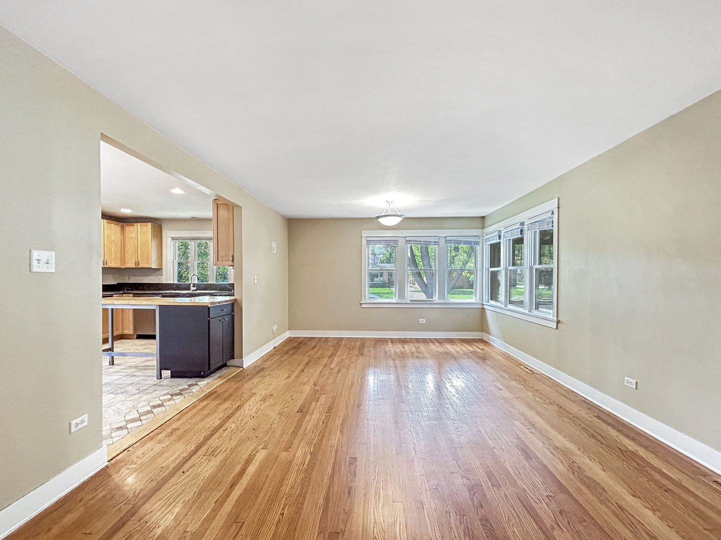 841 Goodwin Drive Park Ridge, IL 60068 - Photo 6 of 22
