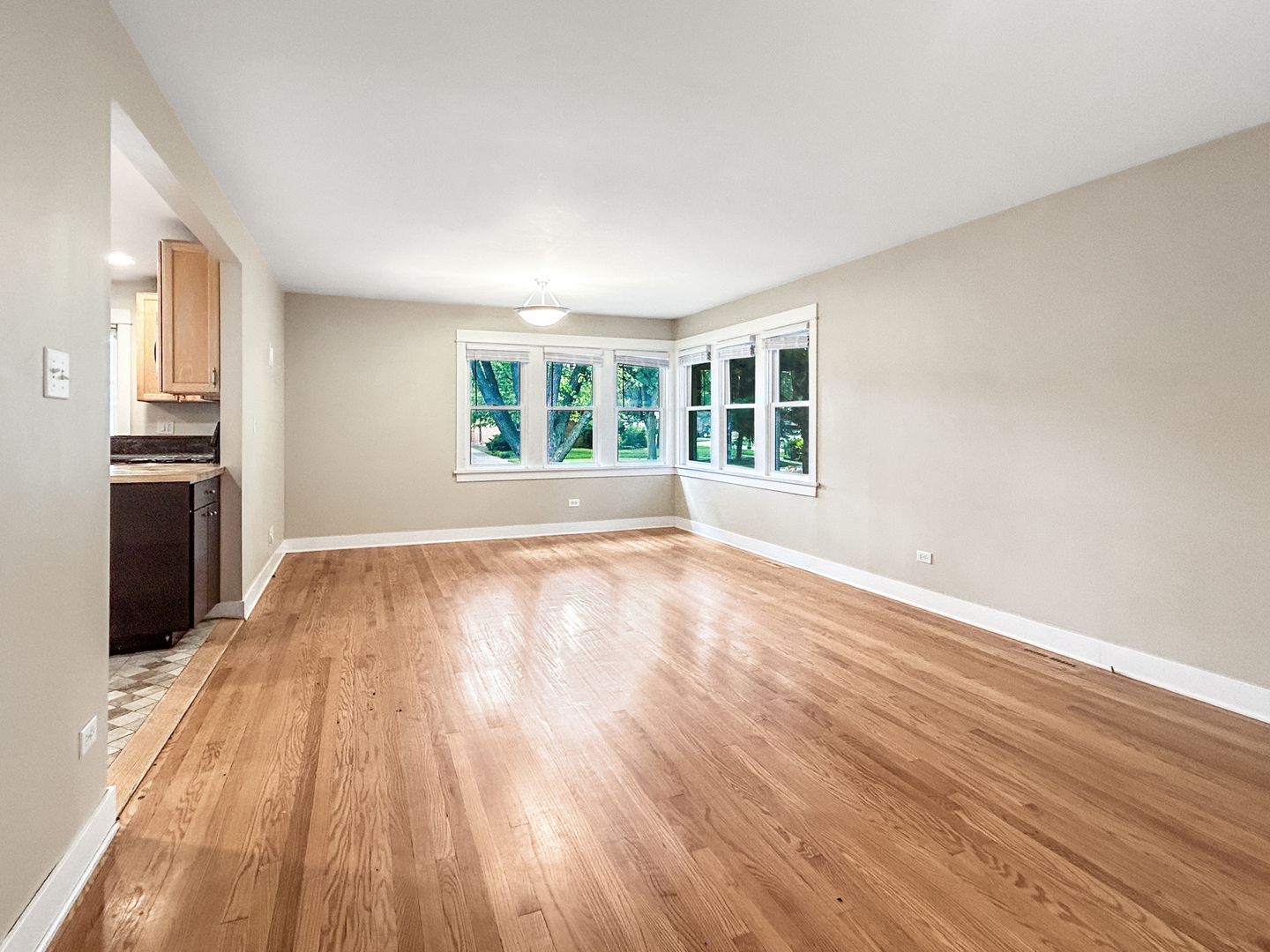 841 Goodwin Drive Park Ridge, IL 60068 - Photo 7 of 22