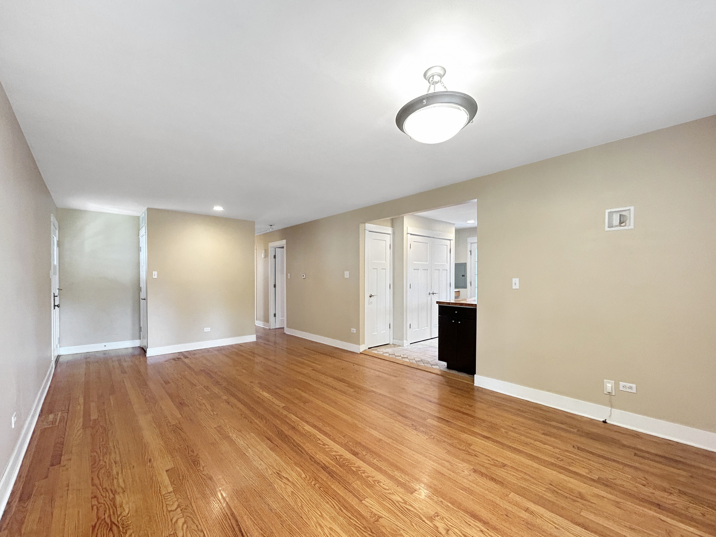 841 Goodwin Drive Park Ridge, IL 60068 - Photo 8 of 22