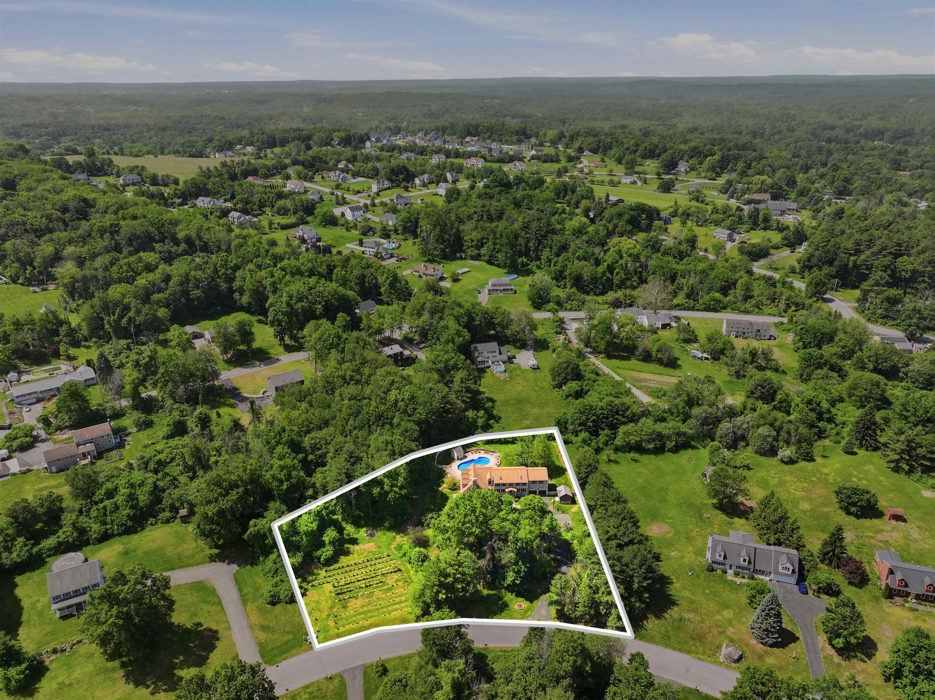 22 Clark Circle Pelham, NH 03076 - Photo 23 of 60