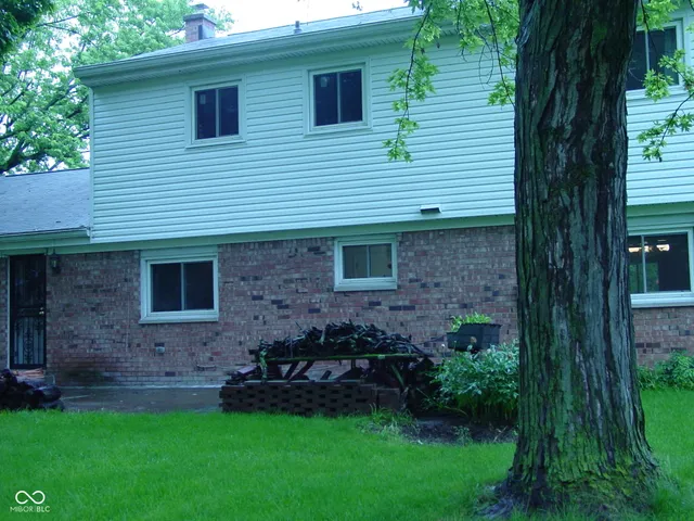 $295,000 | 1808 Orchid Court, Indianapolis, IN 46219