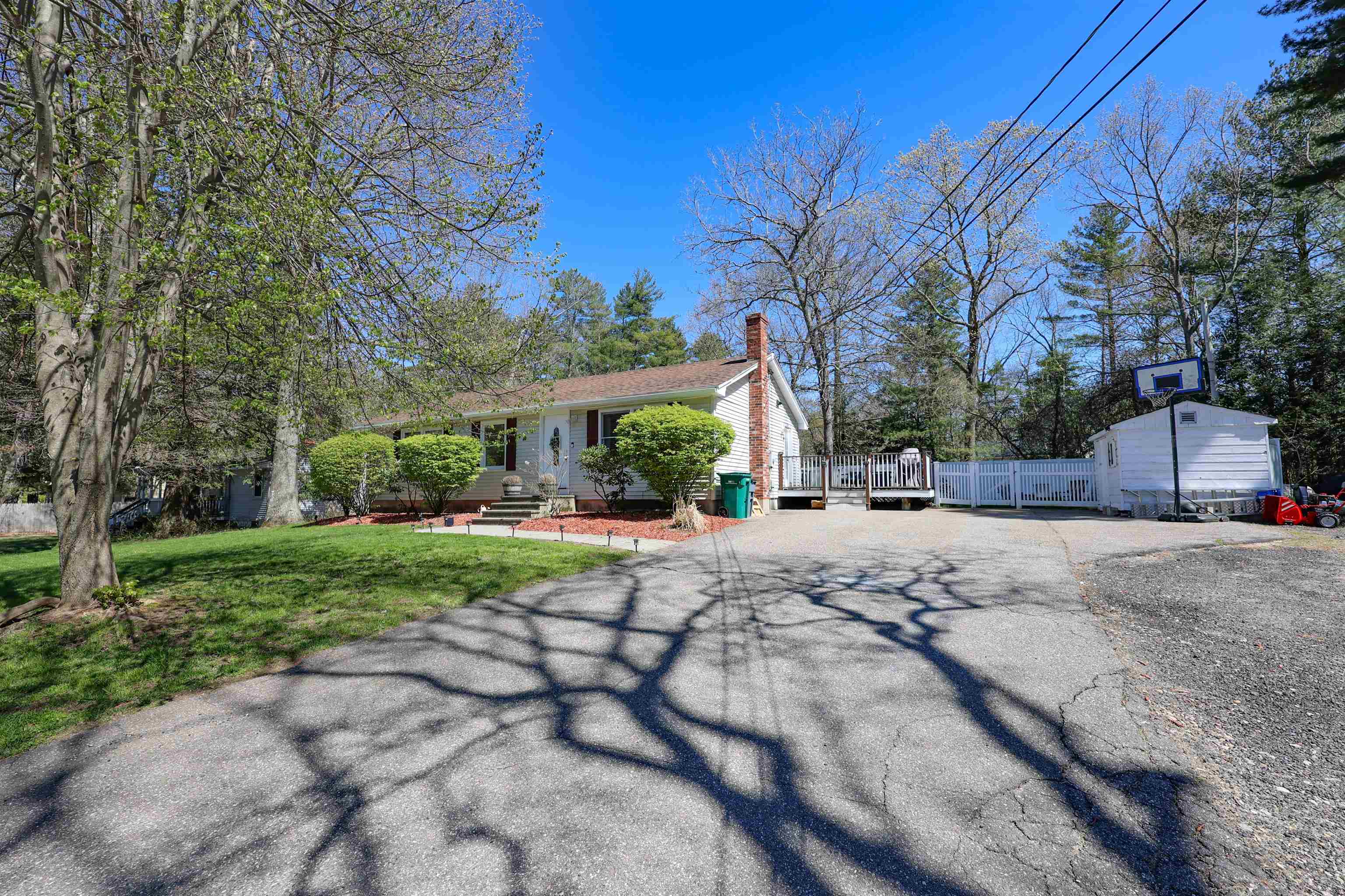 82 Riverside Drive Fremont, NH 03044 - Photo 2 of 30