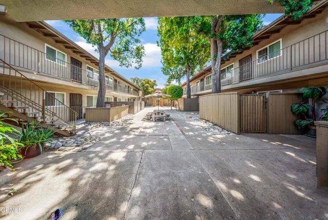 $2,095 | 761 East Orange Grove Boulevard, Unit 10, Pasadena, CA 91104