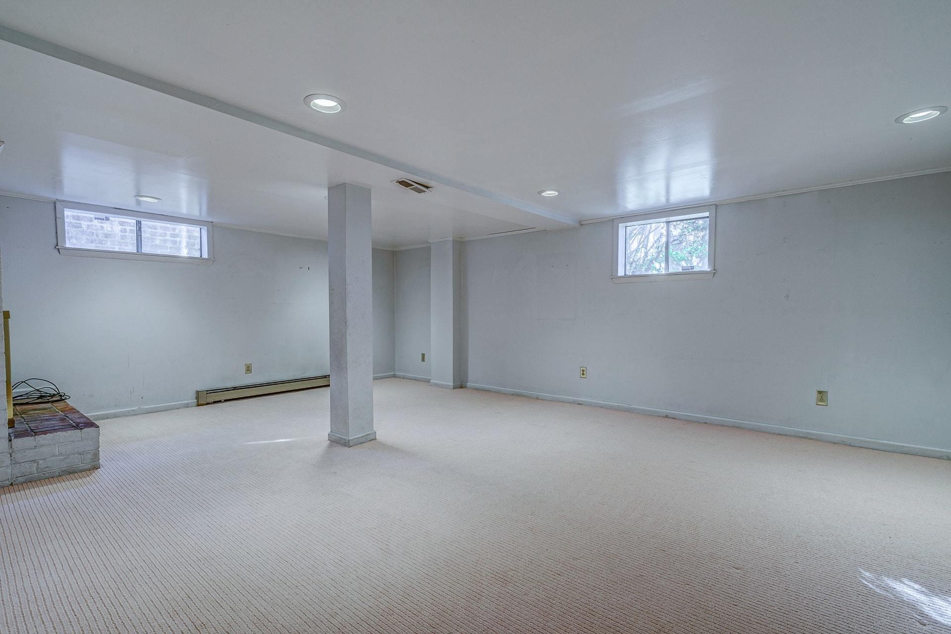 3742 Forest Road Roanoke, VA 24015 - Photo 36 of 51 033-334146-3742 Forest Rd SW 033_8449698