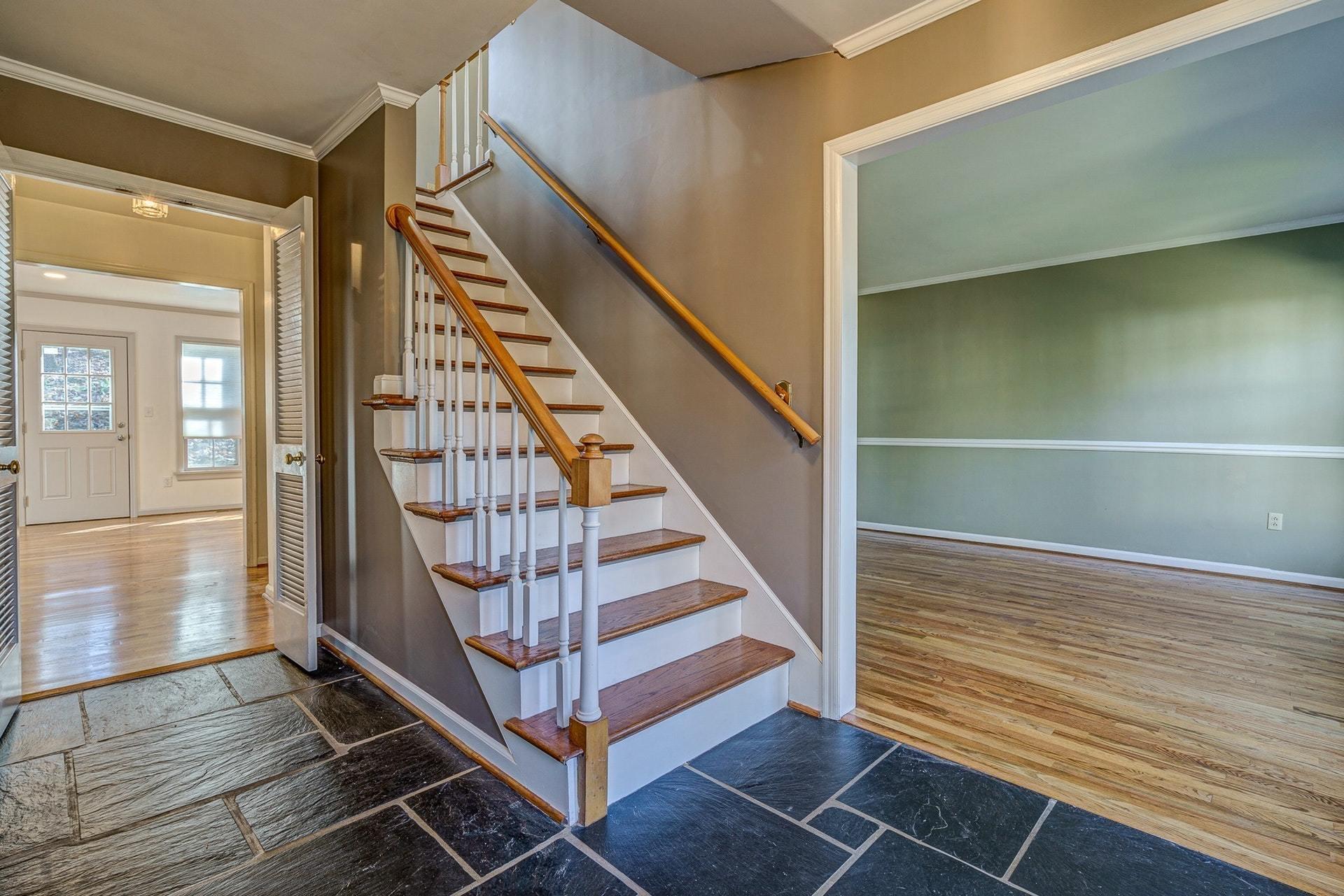 3742 Forest Road Roanoke, VA 24015 - Photo 8 of 51 005-334146-3742 Forest Rd SW 005_8449670