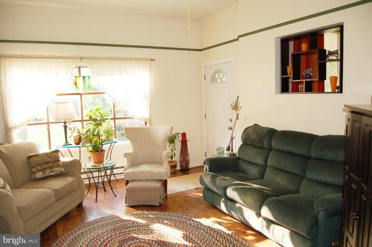 2165 Mayberry Road Westminster, MD 21158 - Photo 21 of 21 Living Room