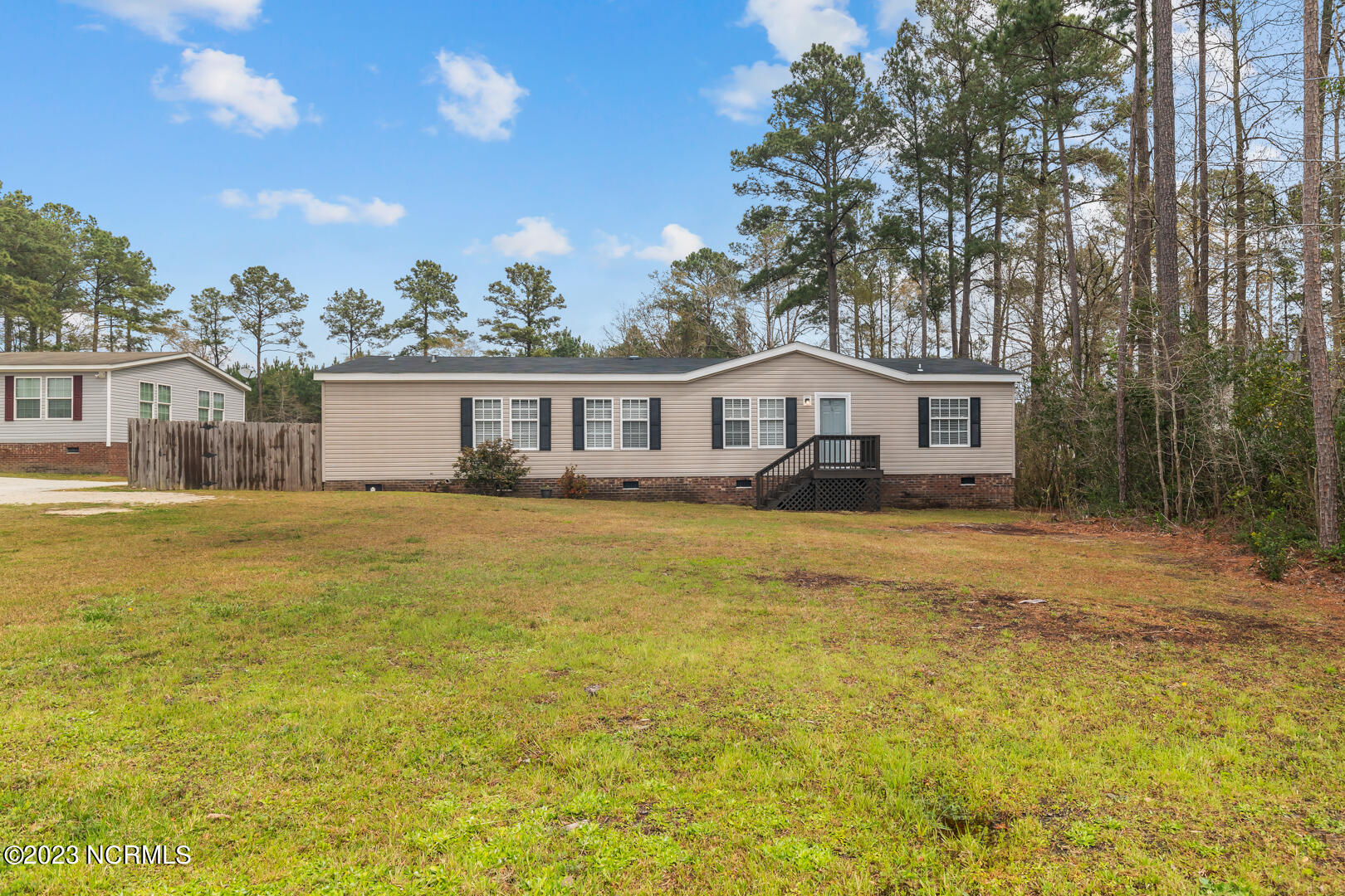 600 Bannermans Mill Road Richlands, NC 28574 - Photo 1 of 40 1