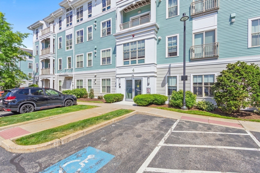 4 Repton Place, Unit 4203 Watertown, MA 02472 - Photo 34 of 36