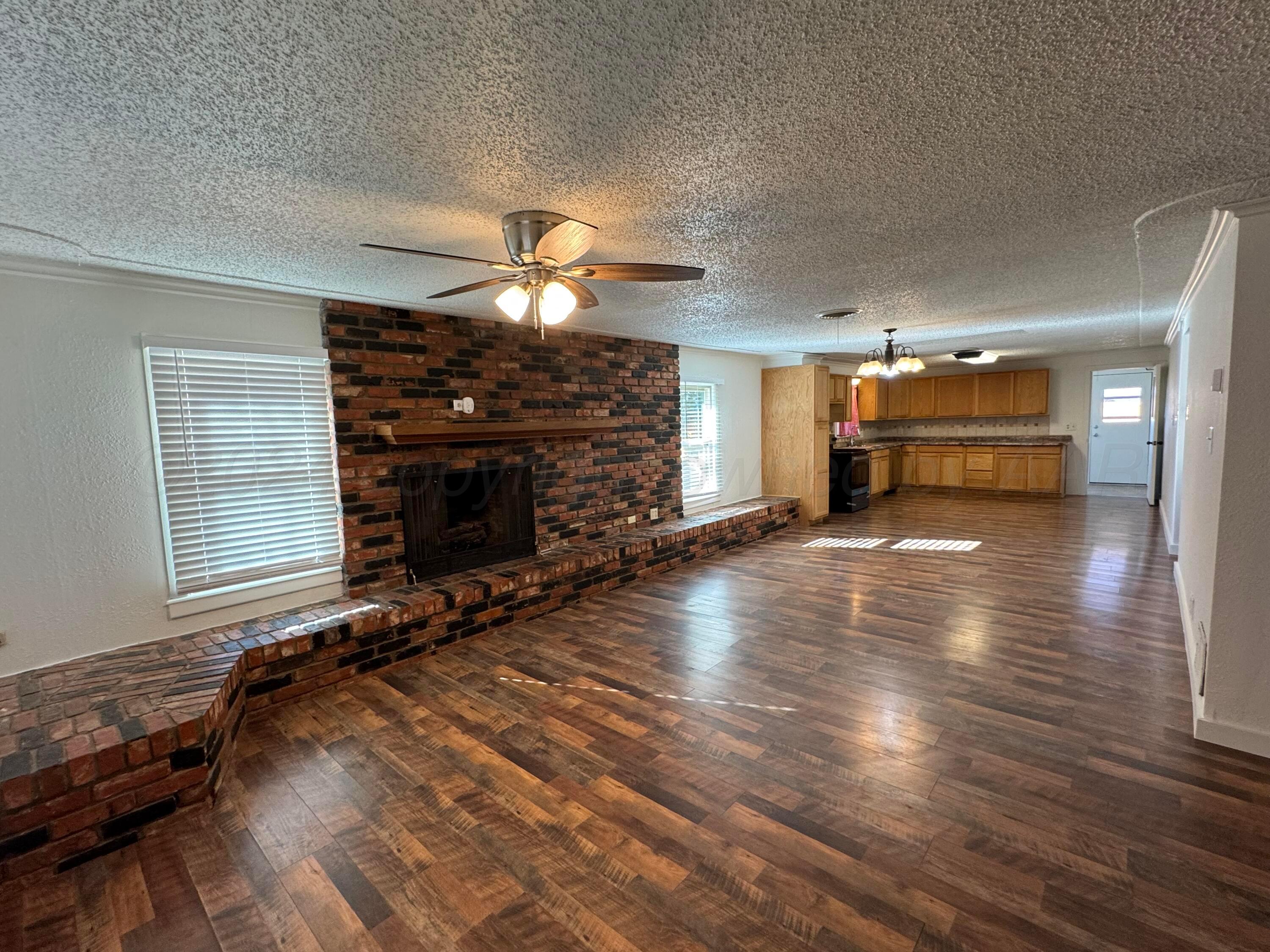 600 13th Street Vega, TX 79092 - Photo 22 of 22 Open floor plan