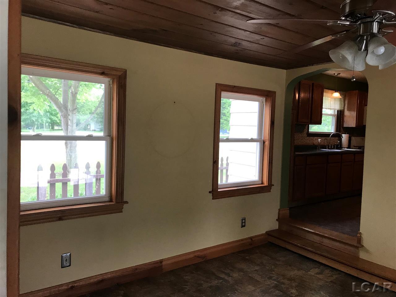 1044 Gady Road Adrian, MI 49221 - Photo 15 of 27 31381332-14.JPG