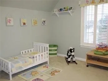 $3,150 | 400 Cross Street, Unit 403, Winchester, MA 01890