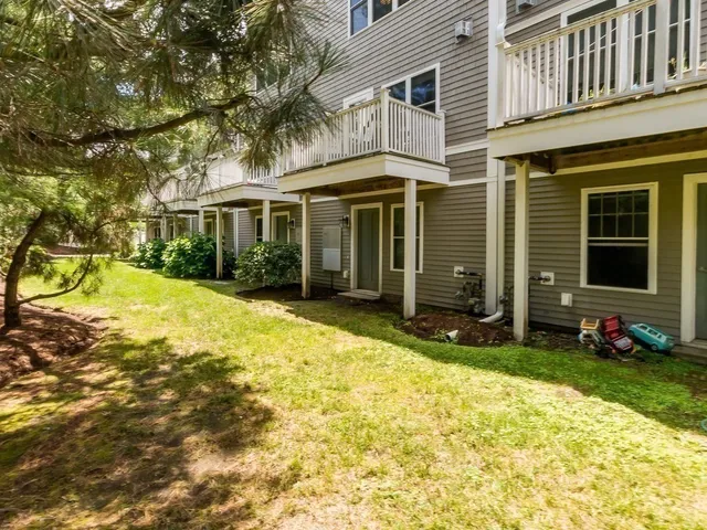 $3,150 | 400 Cross Street, Unit 403, Winchester, MA 01890