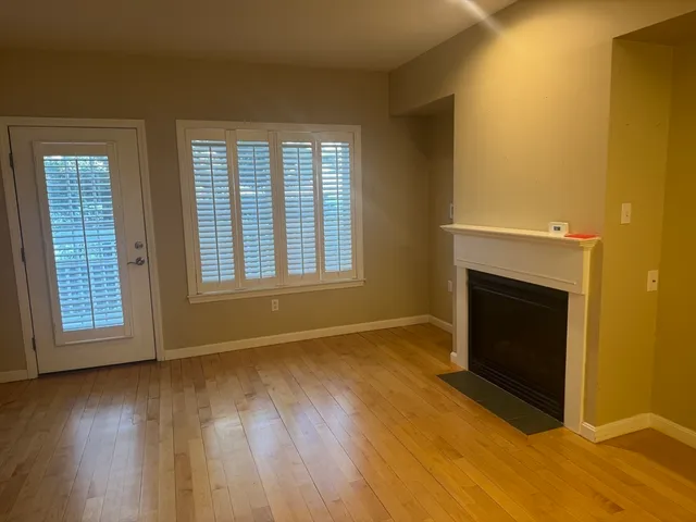 $3,150 | 400 Cross Street, Unit 403, Winchester, MA 01890