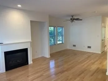 $3,150 | 400 Cross Street, Unit 403, Winchester, MA 01890