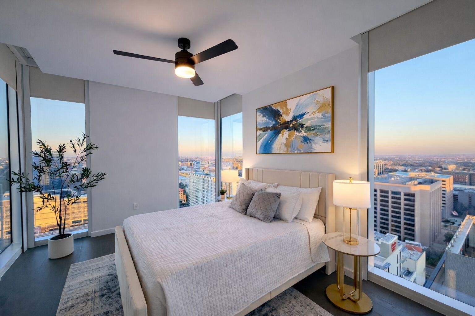 313 West 17th Street, Unit 2301 Austin, TX 78701 - Photo 4 of 19 Primary Suite