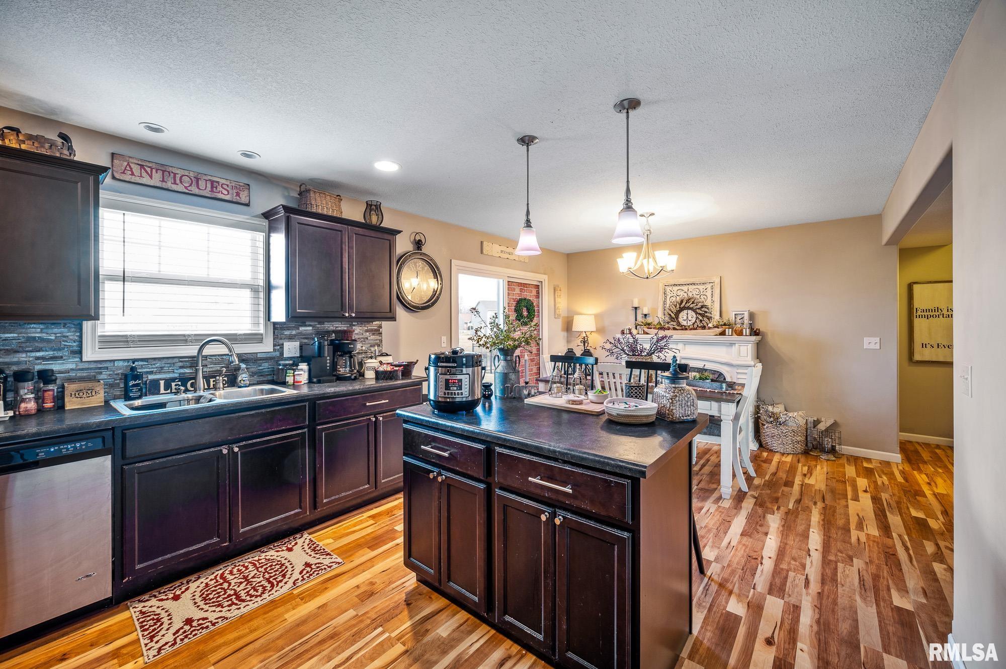 177 Yordy Road Morton, IL 61550 - Photo 14 of 52 Gallery Image 14