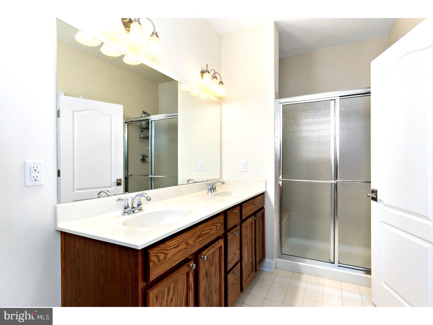 14 Montclaire Road Medford, NJ 08055 - Photo 14 of 22 Master Bathroom