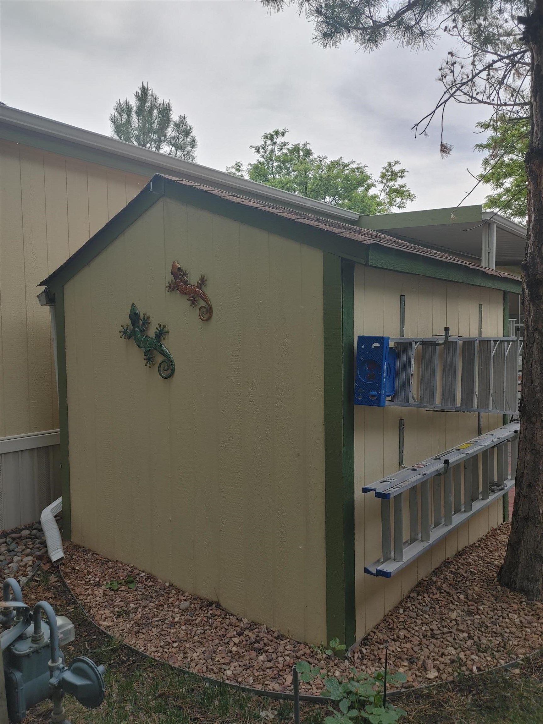 435 32 Road, Unit 252 Clifton, CO 81520 - Photo 21 of 27 a view of balcony