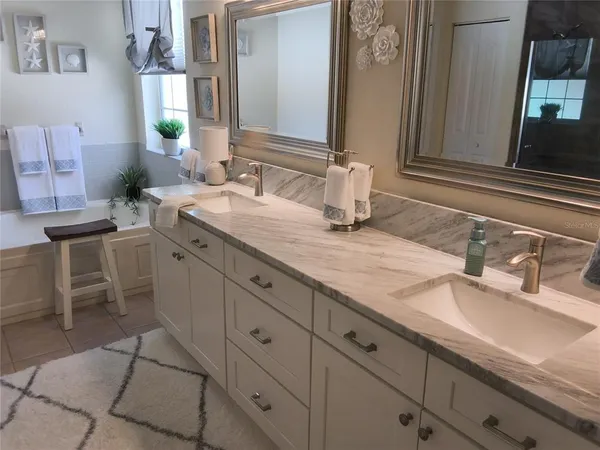 $510,000 | 551 Northeast 61st Terrace, Ocala, FL 34470