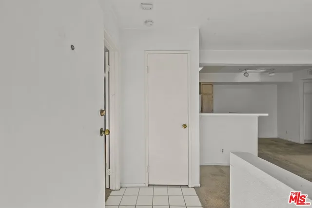 $389,000 | 21302 Nandina Lane, Unit 202, Newhall, CA 91321