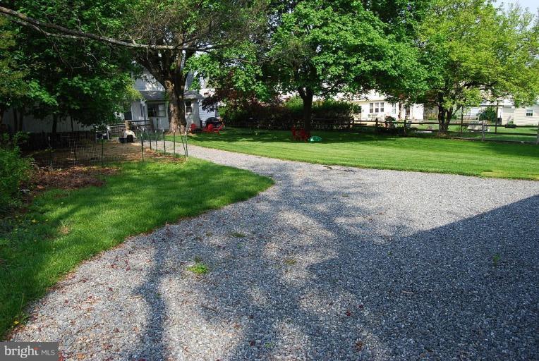 26621 Ridge Road Damascus, MD 20872 - Photo 6 of 18 a view of a park with tree s