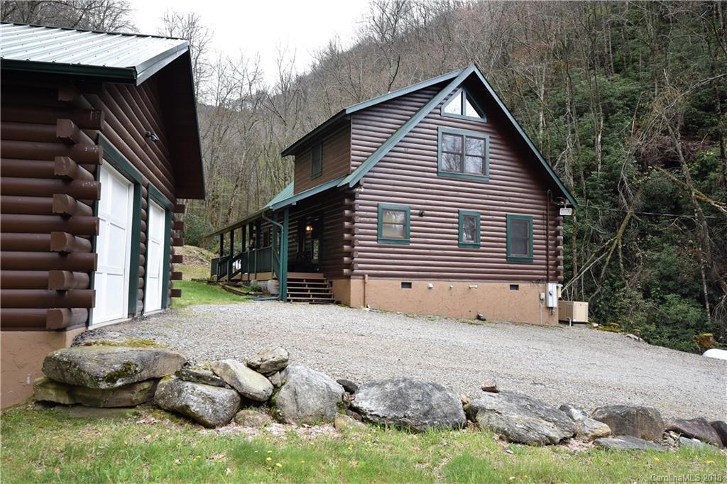 881 Reservation Road, Unit 83B Maggie Valley, NC 28751 - Photo 13 of 36 Gallery Image 13