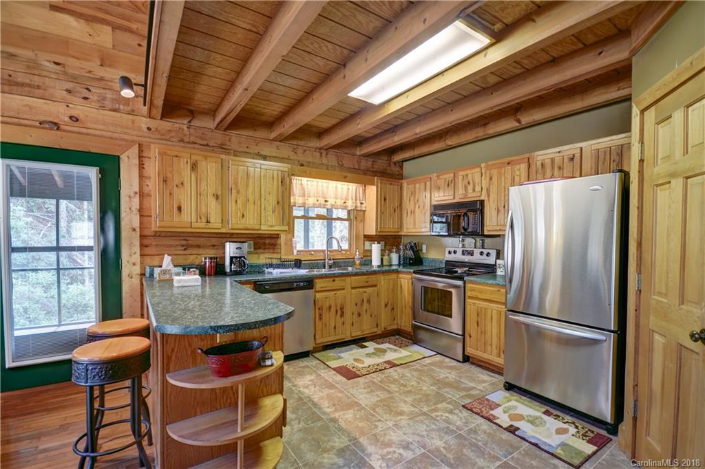 881 Reservation Road, Unit 83B Maggie Valley, NC 28751 - Photo 22 of 36 Gallery Image 22
