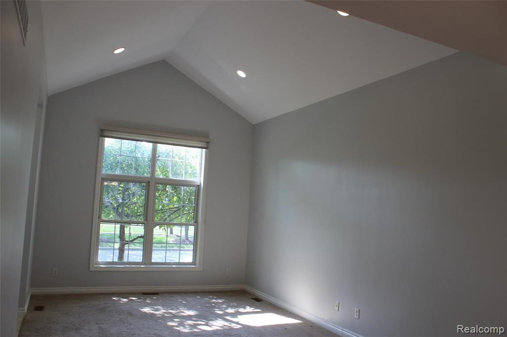 45681 North Stonewood Road, Unit 59 Canton, MI 48187 - Photo 13 of 63