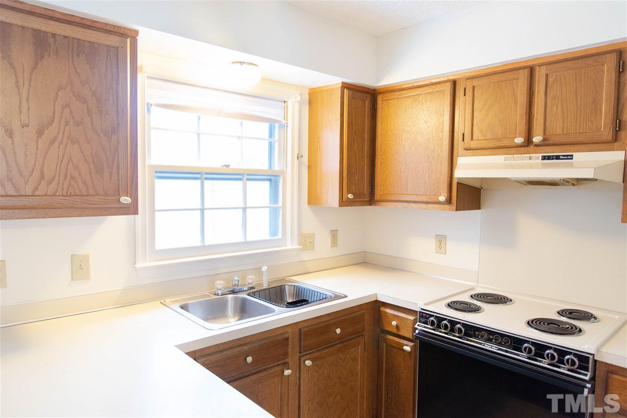 2967 Faversham Place Raleigh, NC 27604 - Photo 14 of 25 Gallery Image 14