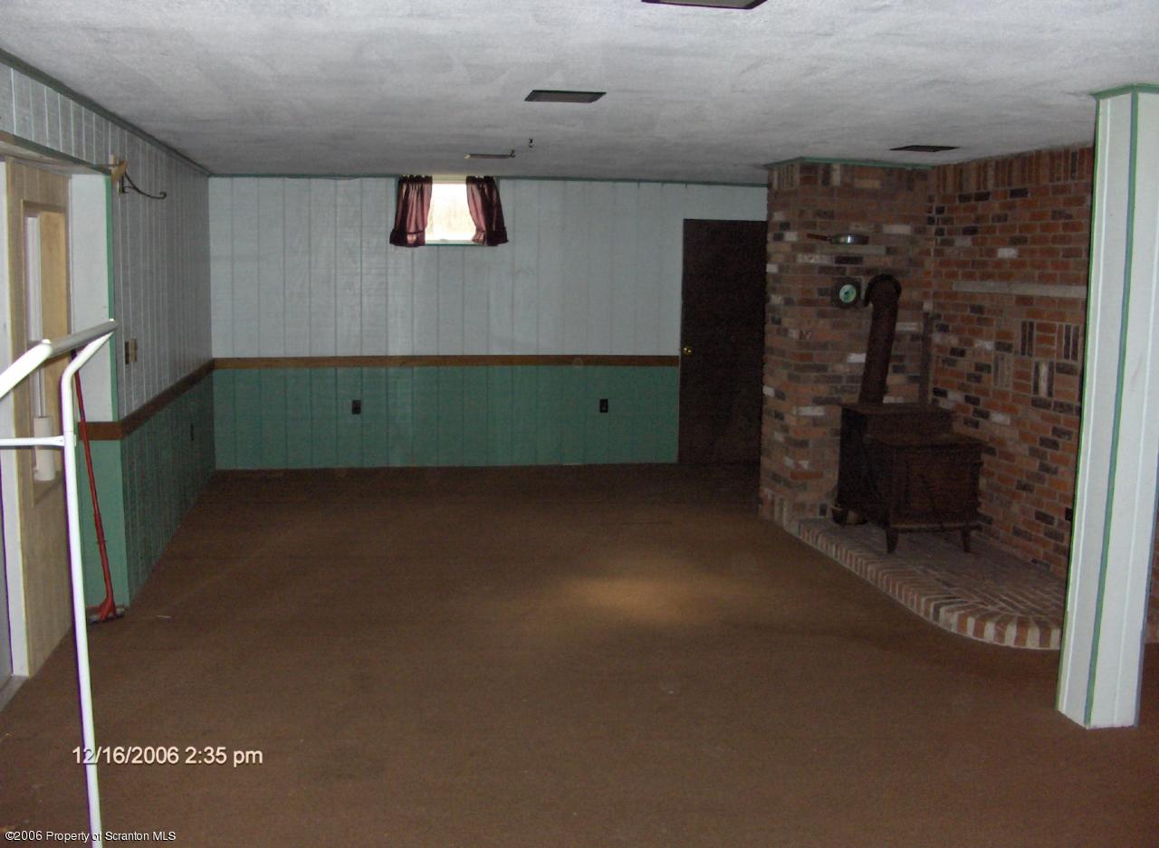 Rr1 Whites Ferry Road Falls, PA 18615 - Photo 7 of 11 Gallery Image 7
