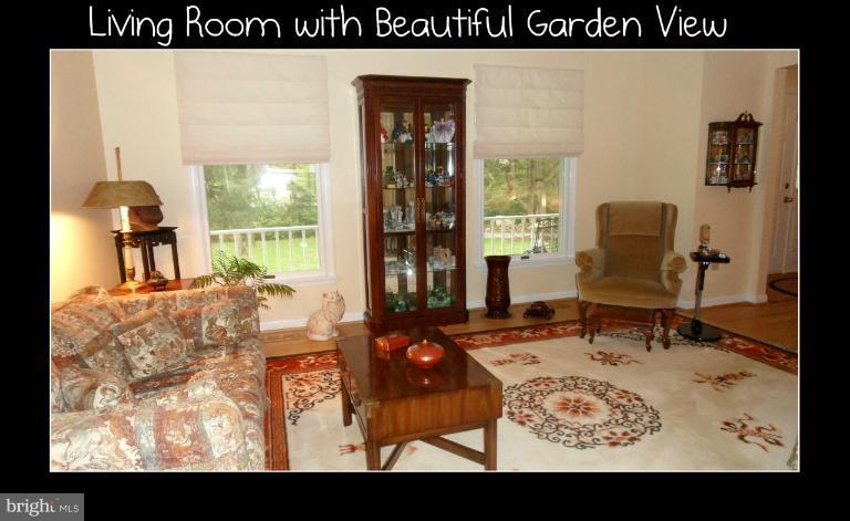 3838 Harrisville Road Mount Airy, MD 21771 - Photo 14 of 29 Living Room
