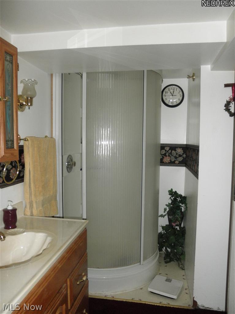 6163 Turney Road Cleveland, OH 44125 - Photo 21 of 25 Gallery Image 21