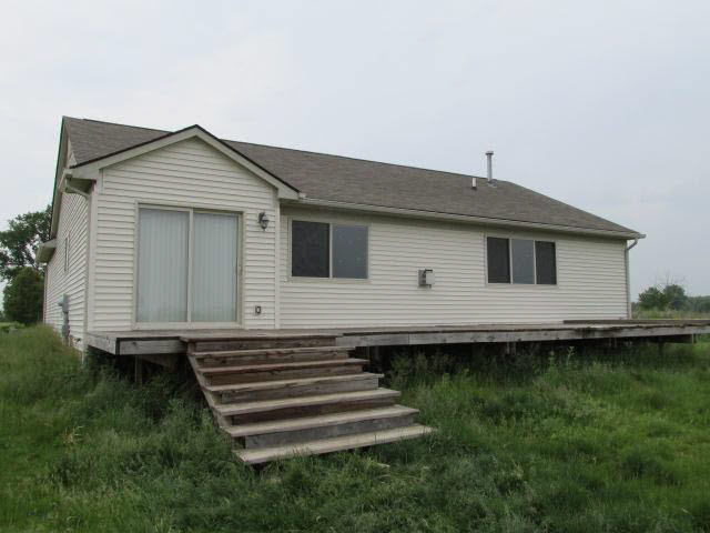 4148 Stone Post Road Newport, MI 48166 - Photo 2 of 7 20359645-1.JPG