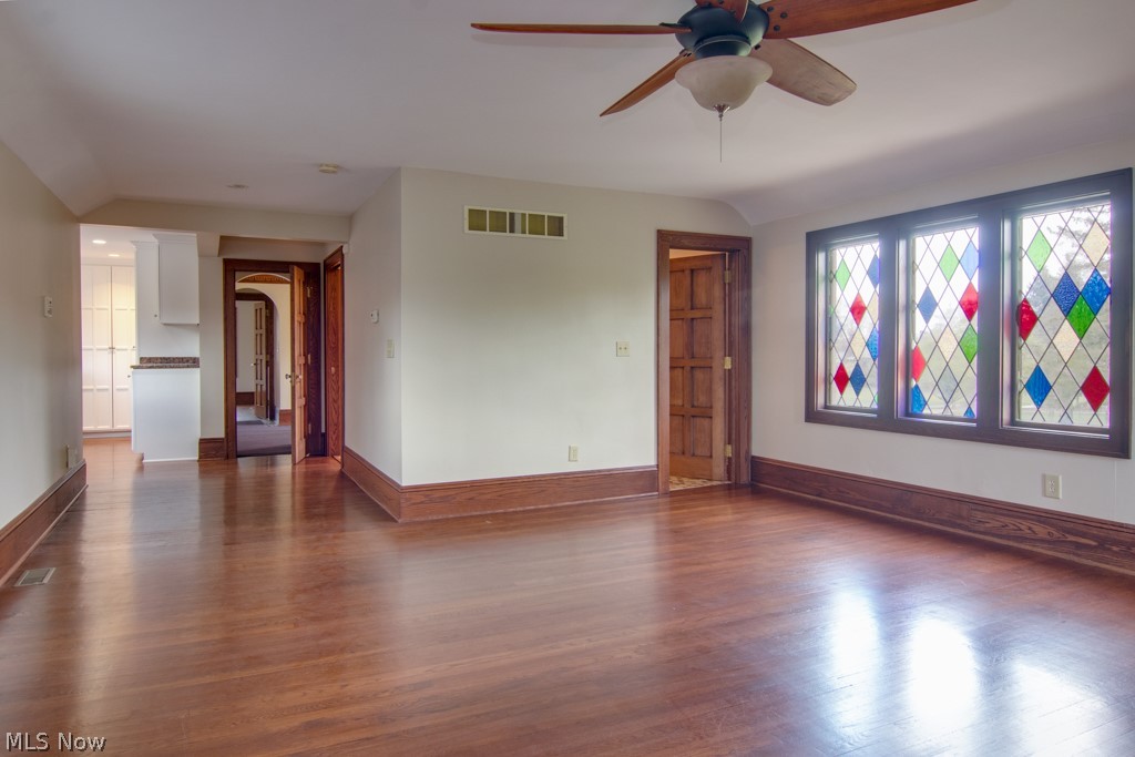 844 Merriman Road Akron, OH 44303 - Photo 20 of 34 Gallery Image 20