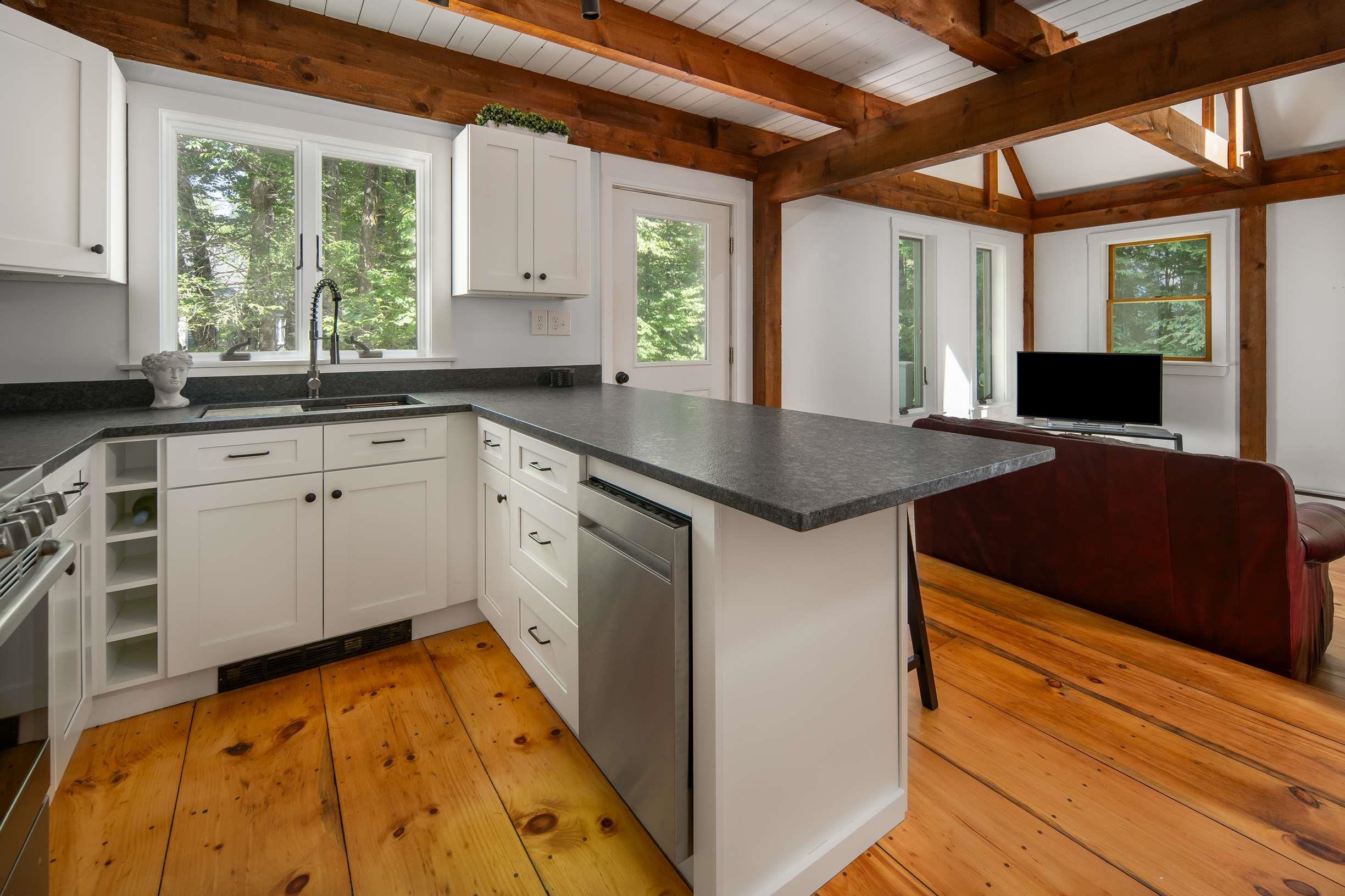 4 Stone Point York, ME 03902 - Photo 14 of 20 Gallery Image 14