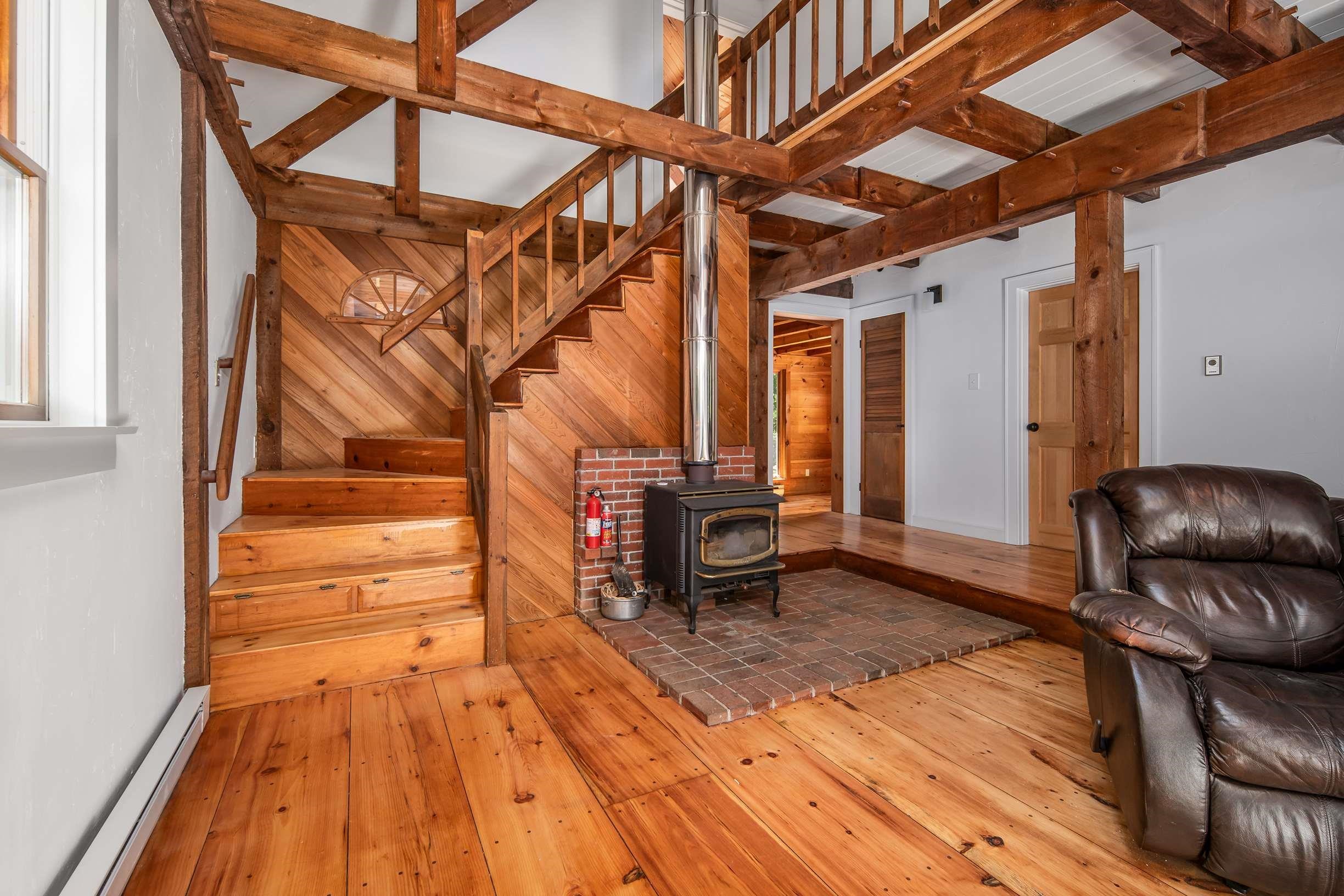 4 Stone Point York, ME 03902 - Photo 3 of 20 Gallery Image 3