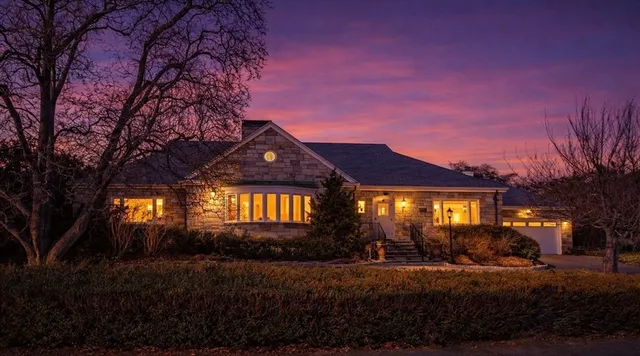 $1,890,000 | 272 Atlantic Avenue, Swampscott, MA 01907