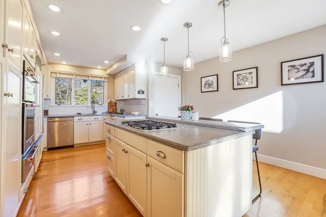 $1,890,000 | 272 Atlantic Avenue, Swampscott, MA 01907