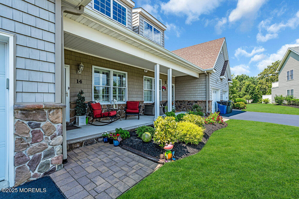 14 Green Tree Circle Hazlet, NJ 07730 - Photo 6 of 52 a view of a house with sitting area and garden