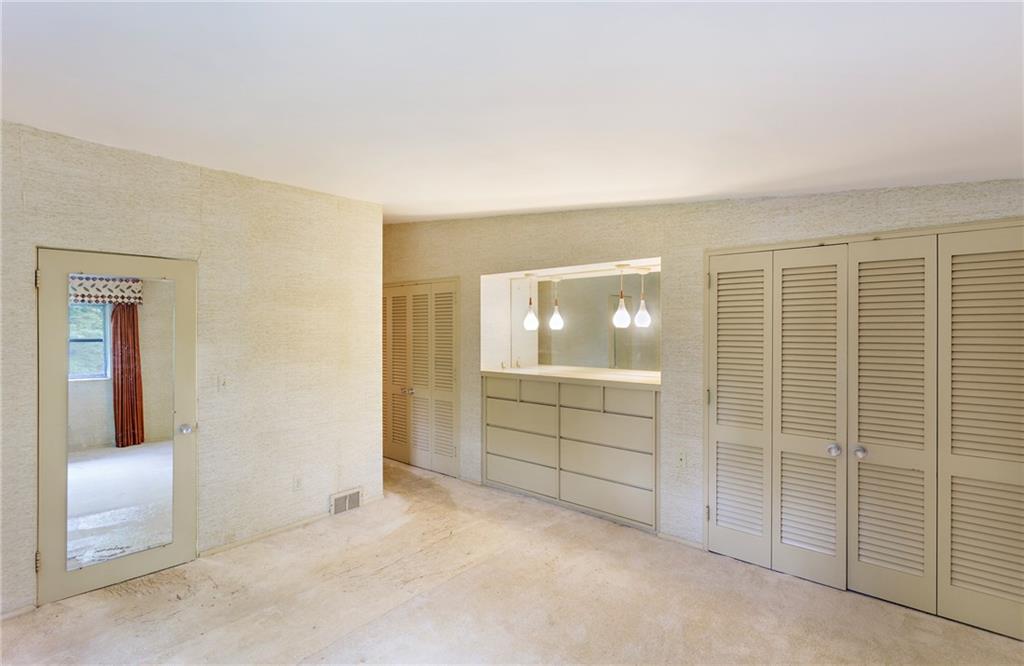 205 Reichold Road Wexford, PA 15090 - Photo 12 of 25 Gallery Image 12