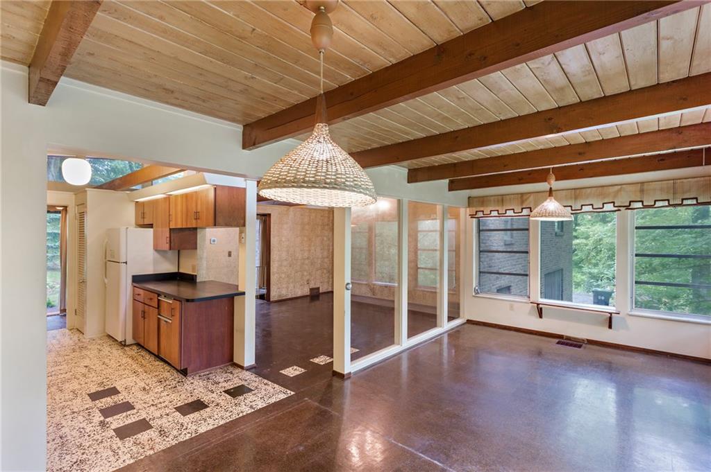 205 Reichold Road Wexford, PA 15090 - Photo 3 of 25 Gallery Image 3