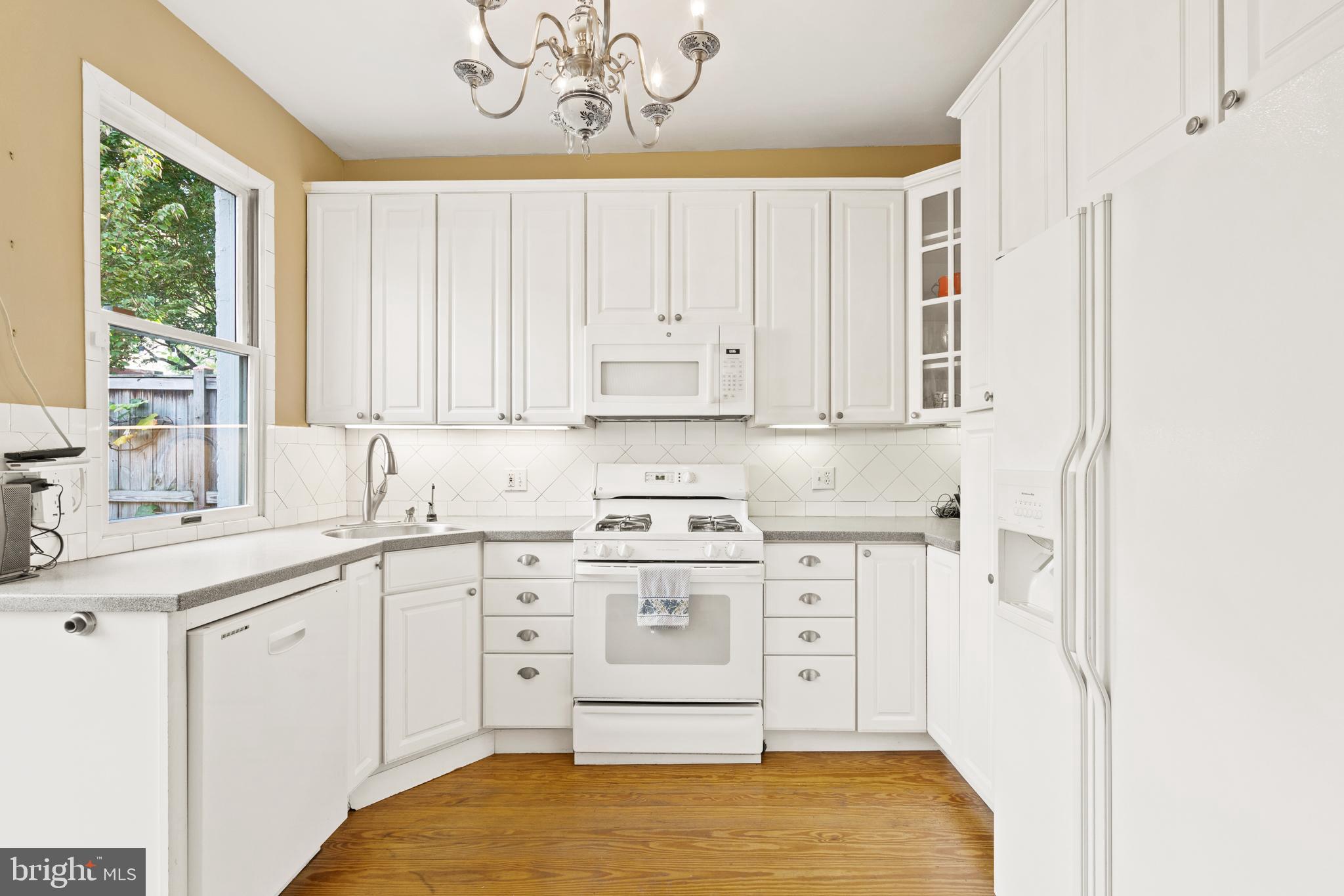 132 D Street Southeast Washington, DC 20003 - Photo 13 of 26